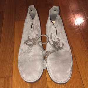 Hush puppies with hidden wedge